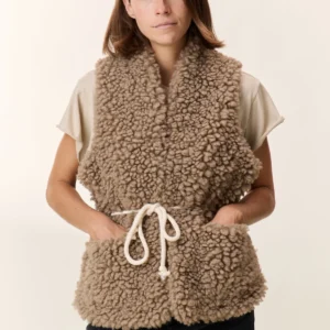 Vinny Sleeveless Jacket Leon & Harper