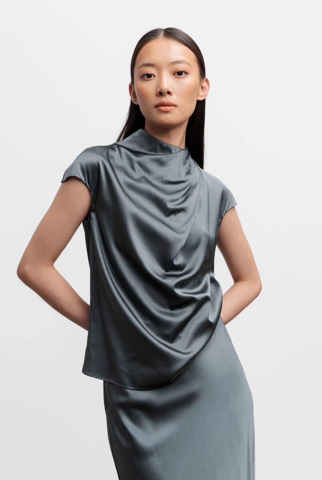 Ahlvar Gallery Lima top