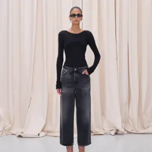 Betty Black Wash Haikure